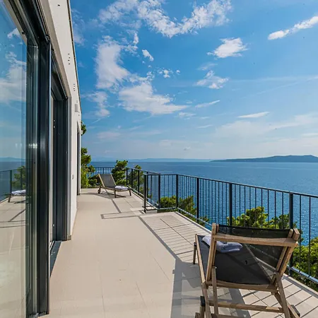 Beautiful Seafront Split 9 Bedrooms Bellamar Vista Retreat Makarska